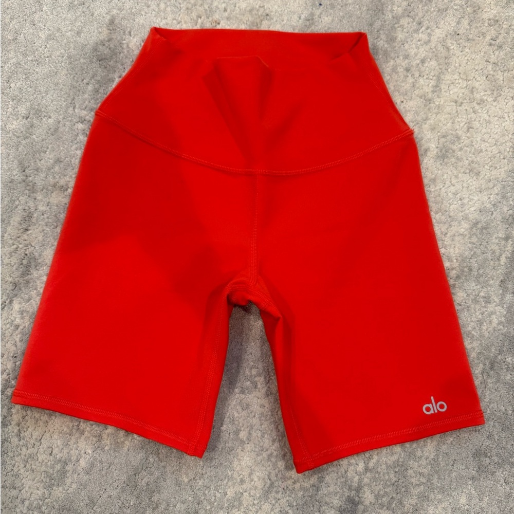 ALO Yoga  Red Bike Shorts - size XS